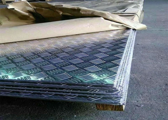 中国 床の敷物のための抵抗のアルミニウム チェック模様のシート/アルミニウム フロアーリング シートを入れて下さい サプライヤー